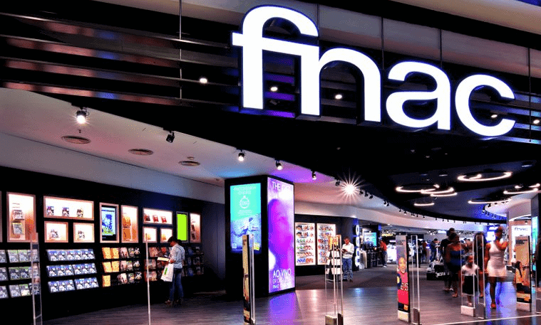 Caisses prioritaires pour adhérents Fnac+.